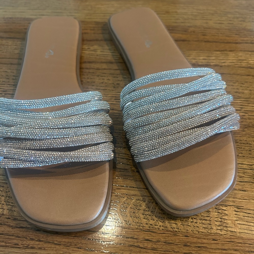 Elegant Silver Strappy Women's Sandals
